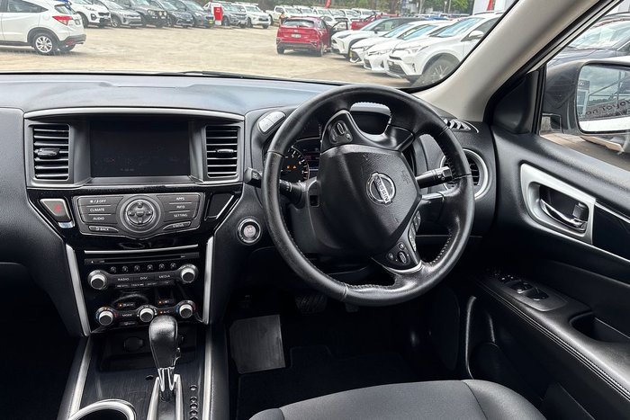 2018 Nissan Pathfinder ST