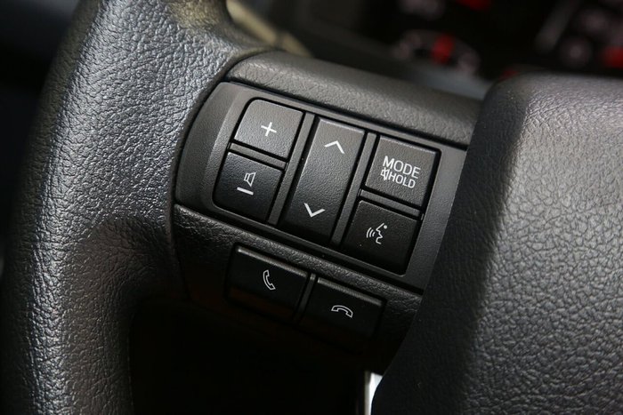 2025 Toyota Landcruiser GXL