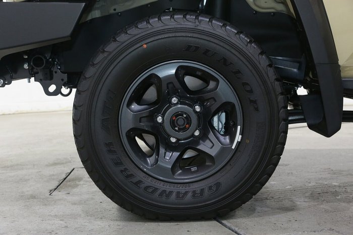 2025 Toyota Landcruiser GXL