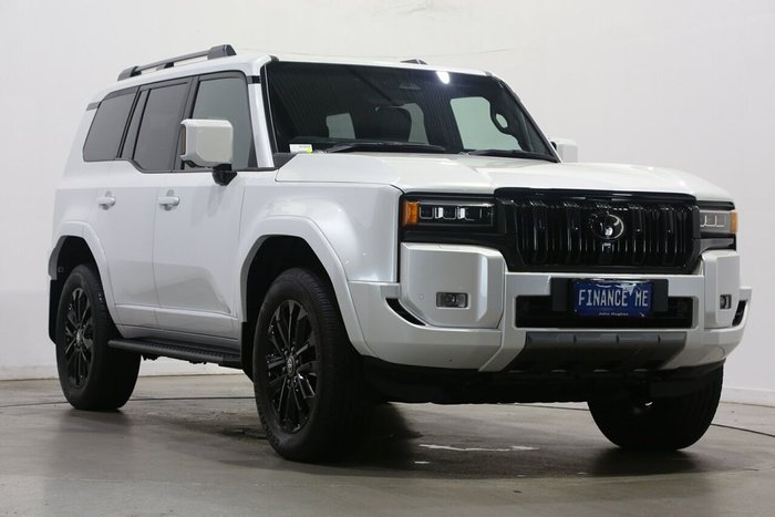 2024 Toyota Landcruiser Prado