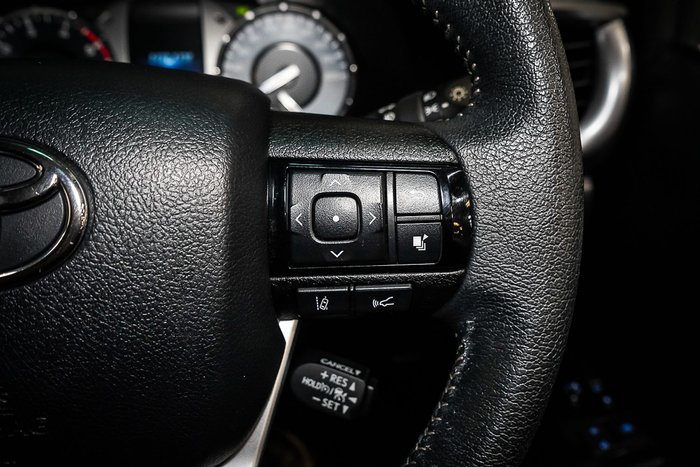 2022 Toyota Hilux SR5