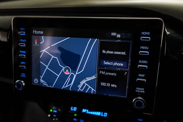 2022 Toyota Hilux SR5