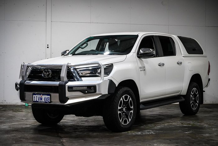 2022 Toyota Hilux SR5