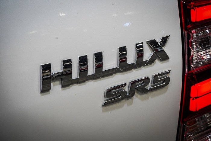 2022 Toyota Hilux SR5