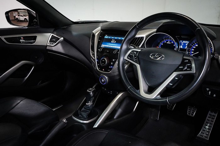 2016 Hyundai Veloster +