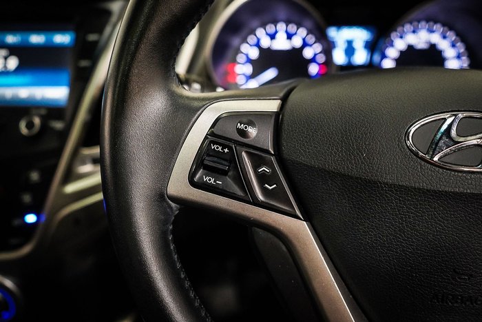 2016 Hyundai Veloster +