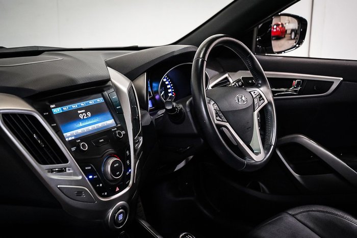 2016 Hyundai Veloster +