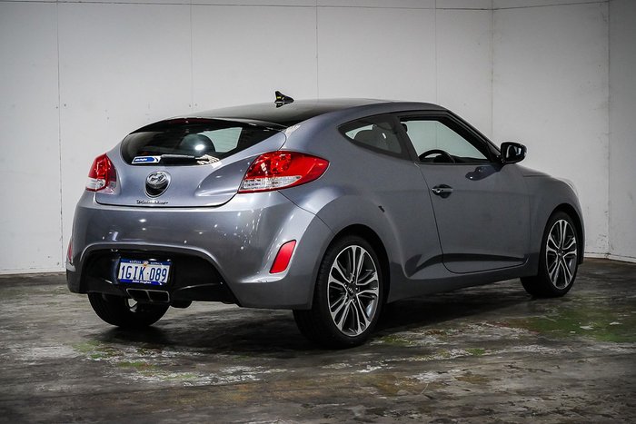 2016 Hyundai Veloster +