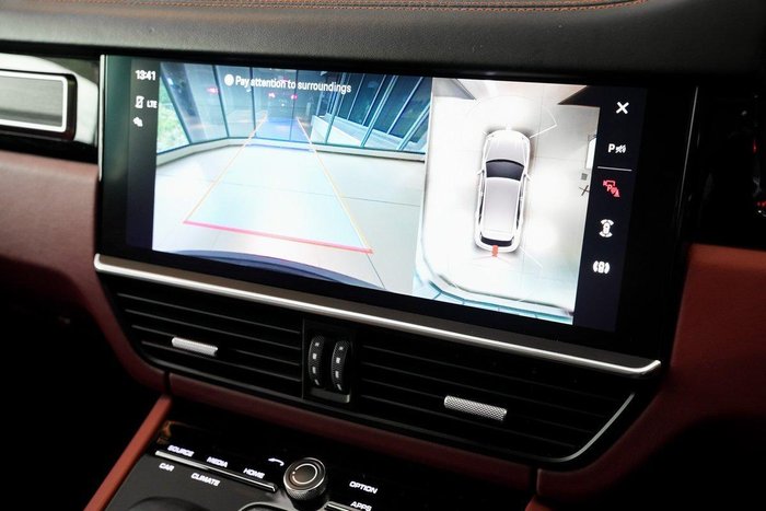 2021 Porsche Cayenne GTS