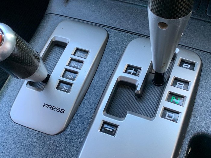 2006 Mitsubishi Pajero VR-X