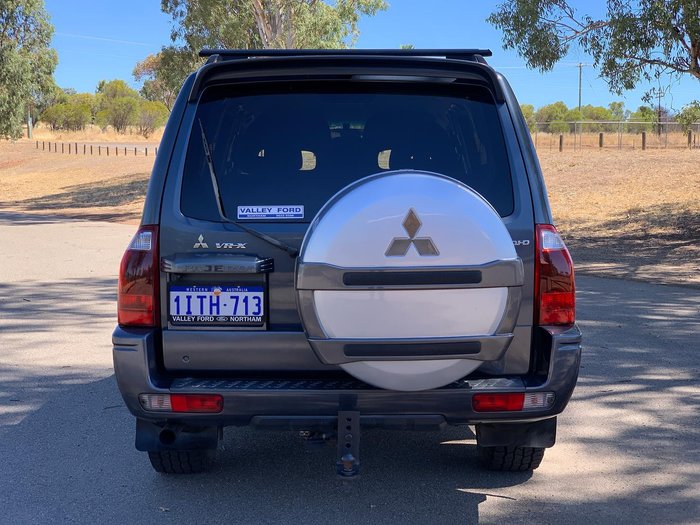 2006 Mitsubishi Pajero VR-X