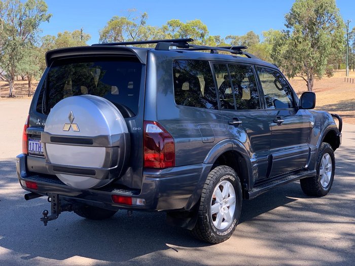 2006 Mitsubishi Pajero VR-X
