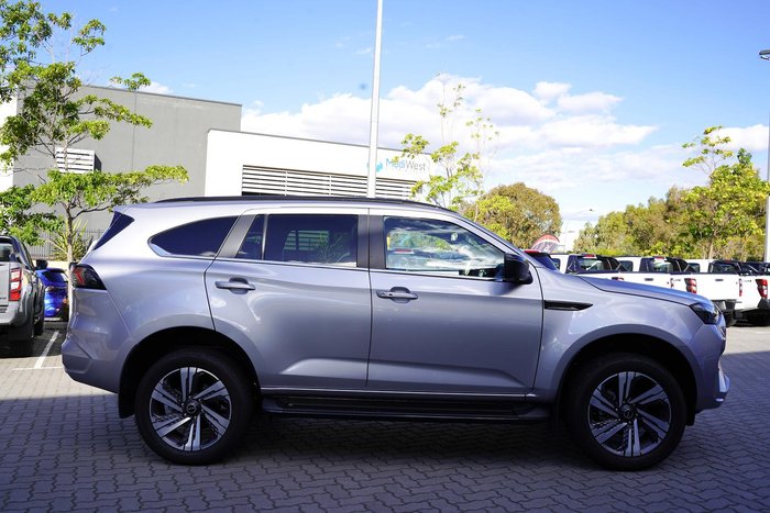 2025 Isuzu MU-X LS-T