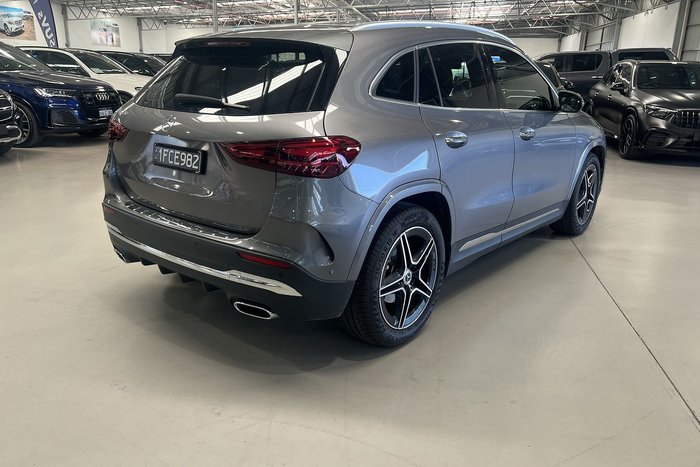 2024 Mercedes-Benz GLA-Class GLA200