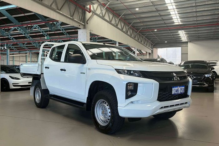 2024 Mitsubishi Triton GLX