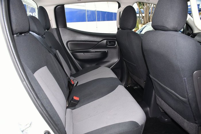 2024 Mitsubishi Triton GLX