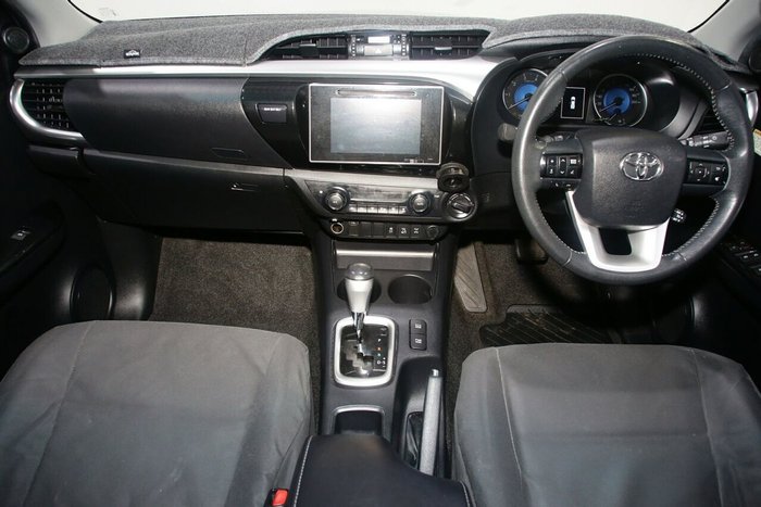 2018 Toyota Hilux SR5