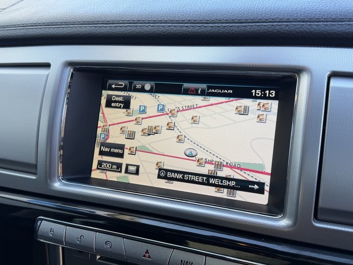 2014 Jaguar XF Premium Luxury