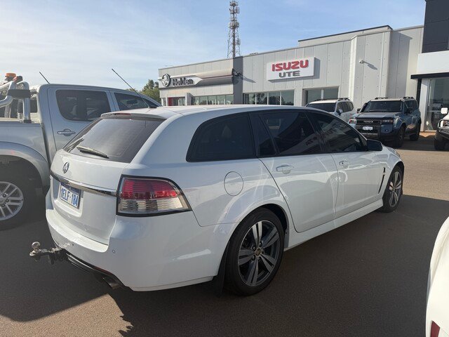 2014 Holden COMMODORE 2014 Holden COMMODORE SV6 6 SP AUTOMATIC 4D SPORTWAGON V6 