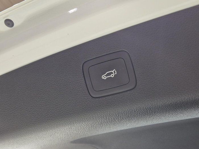 2021 MG HS Plus EV Essence SAS23 MY21 New Pearl White