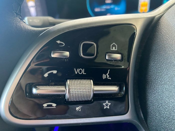 2022 Mercedes-Benz GLB-Class GLB200