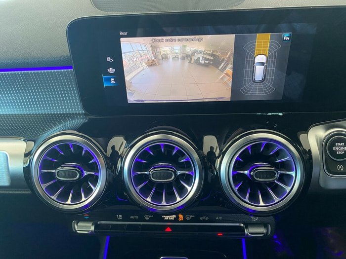 2022 Mercedes-Benz GLB-Class GLB200