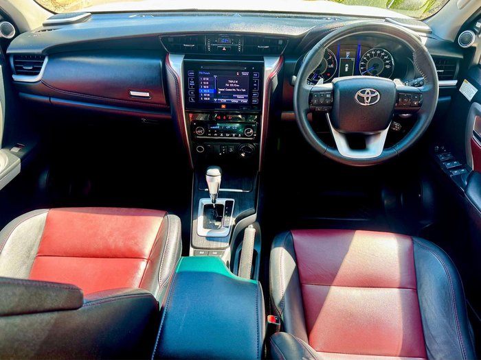 2018 Toyota Fortuner Crusade GUN156R 4X4 Dual Range Glacier White