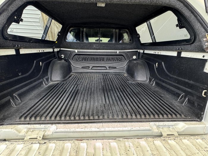 2012 Mitsubishi Triton GLX-R