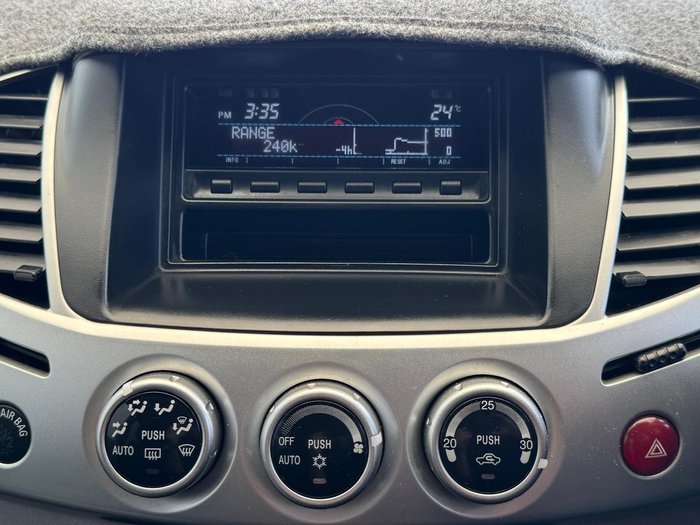 2012 Mitsubishi Triton GLX-R