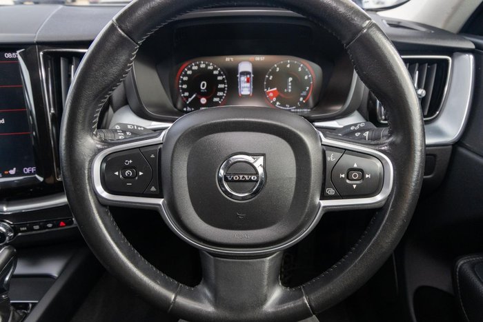 2018 Volvo XC60 T5 Momentum