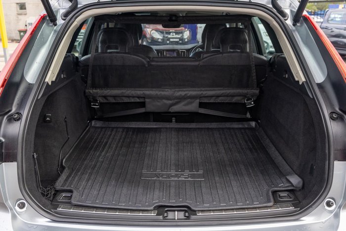 2018 Volvo XC60 T5 Momentum