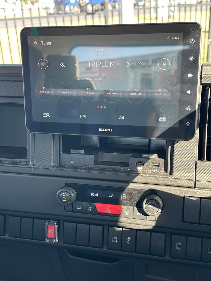 2025 Isuzu N Series 88/80-190