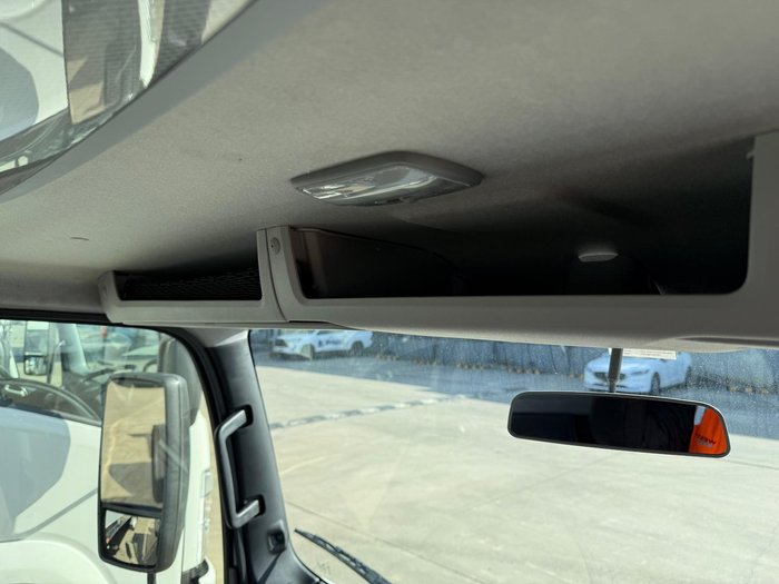 2025 Isuzu N Series 88-190