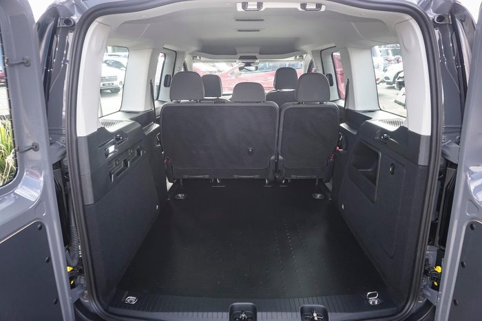 2024 Volkswagen Caddy TSI220