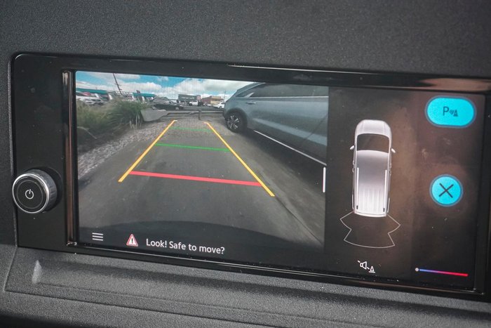 2024 Volkswagen Caddy TSI220