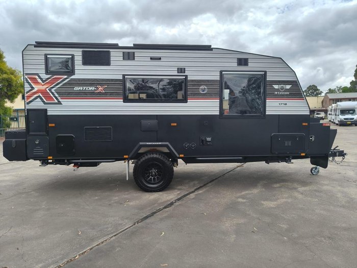 2025 JB Caravans Gator X 17'10 Front Door Cafe