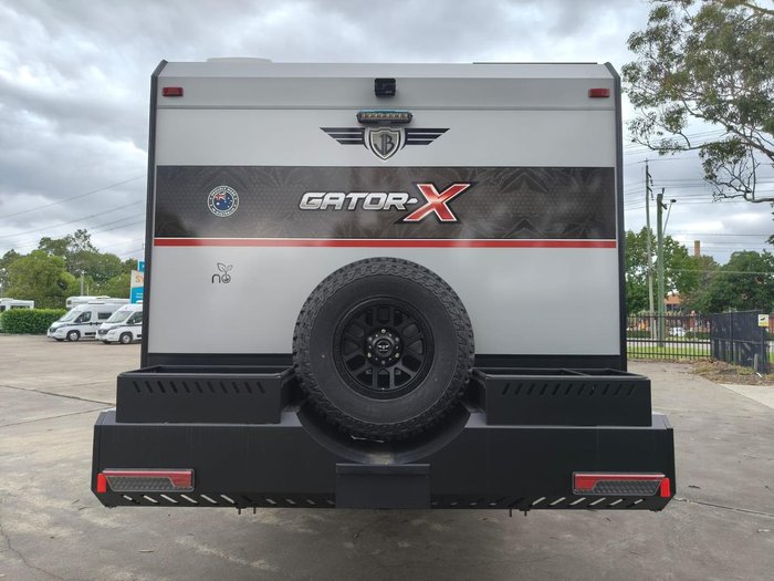 2025 JB Caravans Gator X 17'10 Front Door Cafe