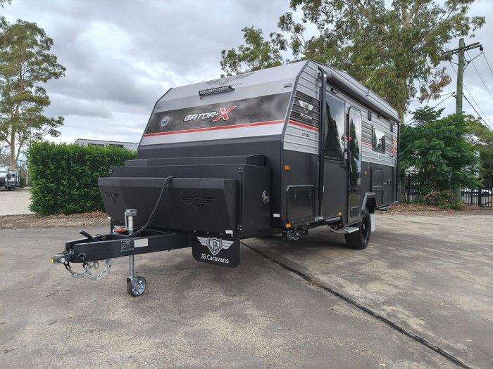 2025 JB Caravans Gator X 17'10 Front Door Cafe