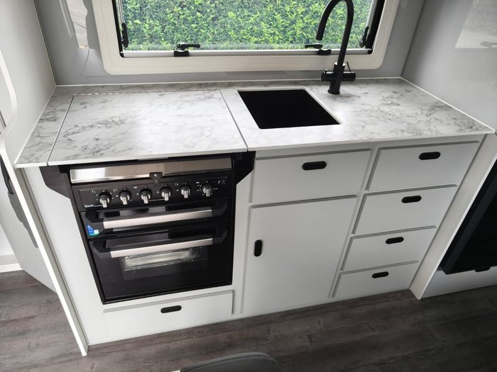 2025 JB Caravans Gator X 17'10 Front Door Cafe