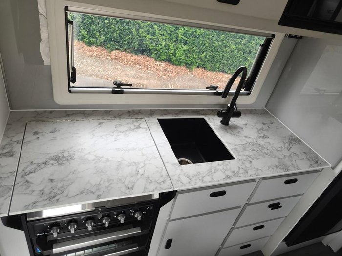 2025 JB Caravans Gator X 17'10 Front Door Cafe
