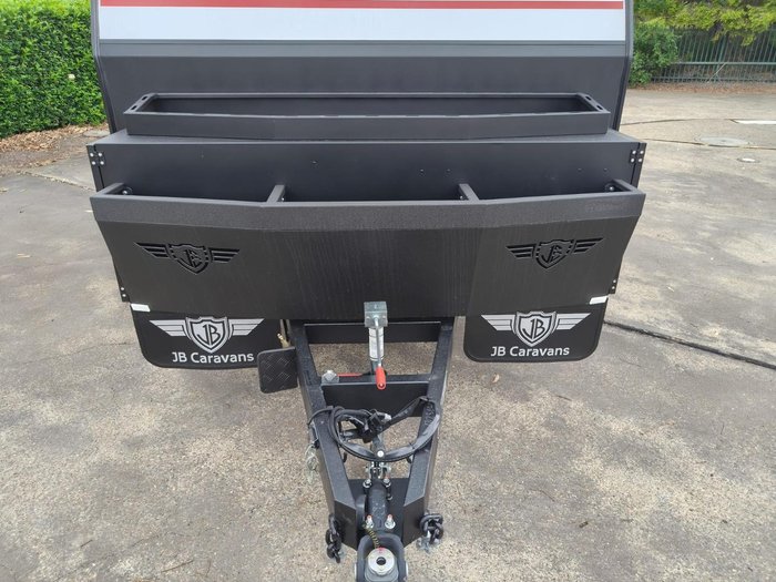 2025 JB Caravans Gator X 17'10 Front Door Cafe