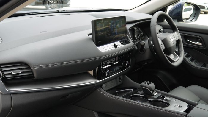 2026 Nissan X-TRAIL ST-L