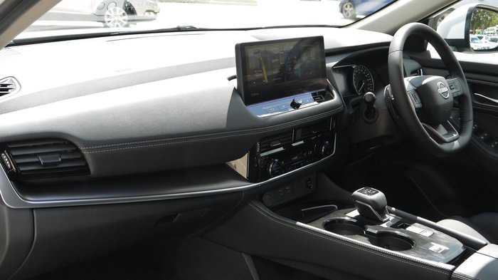 2026 Nissan X-TRAIL ST-L
