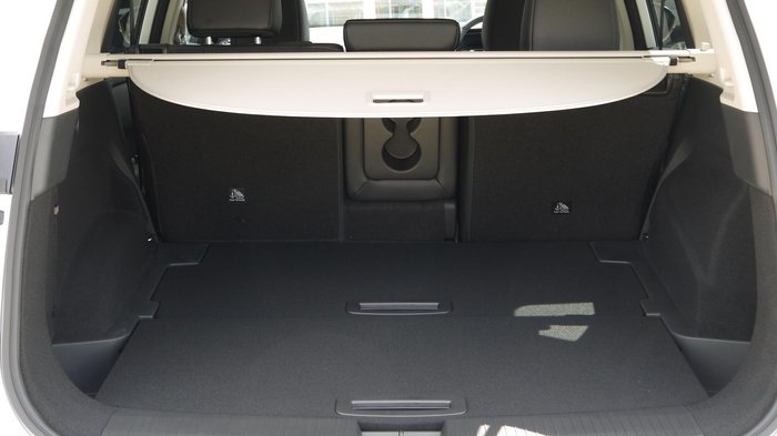 2026 Nissan X-TRAIL ST-L