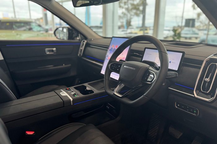 2025 Jaecoo J7 SHS Summit