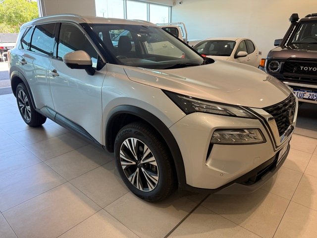 2023 Nissan X-TRAIL ST-L (2WD)