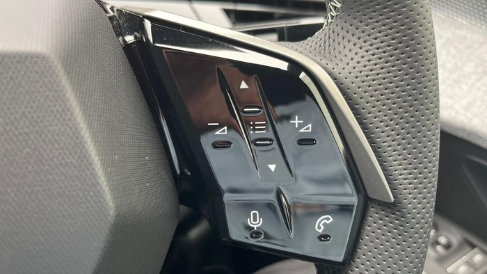 2025 Peugeot 3008 GT Premium Hybrid