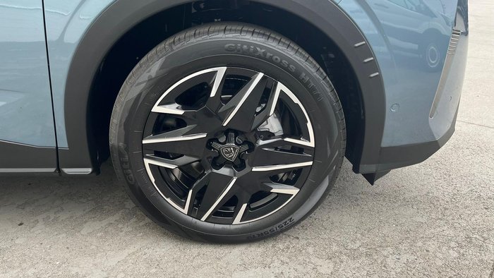 2025 Peugeot 3008 GT Premium Hybrid