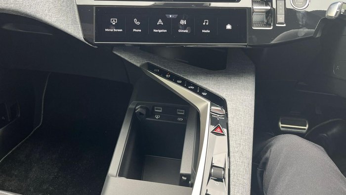 2025 Peugeot 3008 GT Premium Hybrid