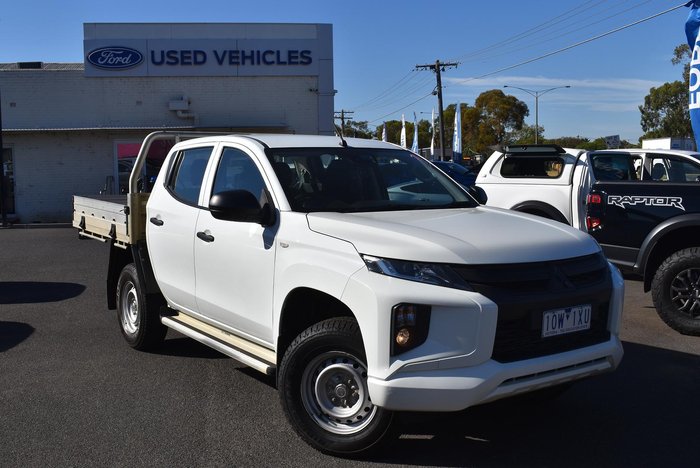 2019 Mitsubishi Triton GLX ADAS